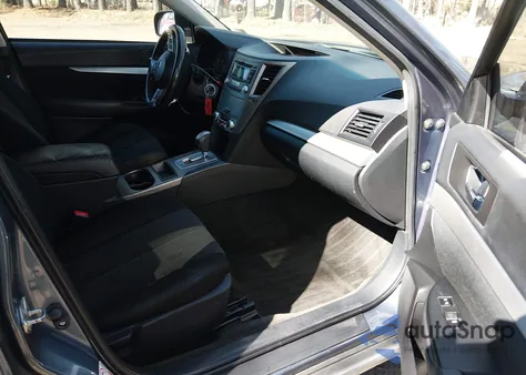 2013 Subaru Outback 2.5I Premium from USA, damaged, VIN 4S4BRCBC7D3202731